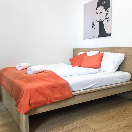 Relaxing 2-Bed Apartment For Extended Visits Vienna Esterno foto