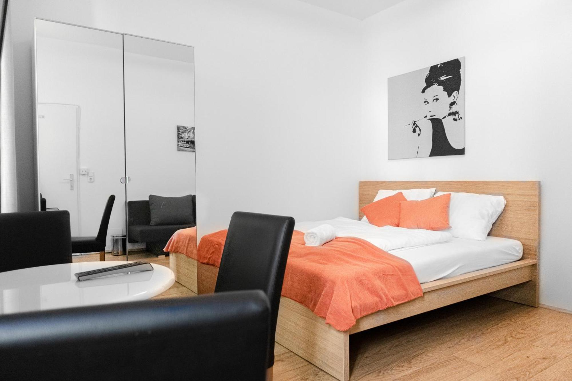Relaxing 2-Bed Apartment For Extended Visits Vienna Esterno foto