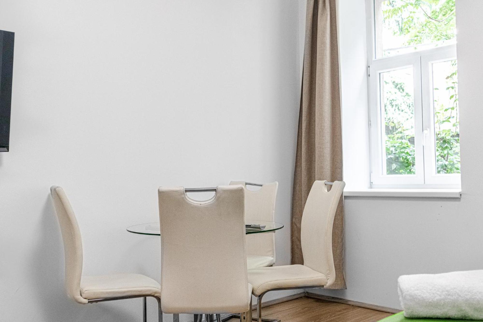 Relaxing 2-Bed Apartment For Extended Visits Vienna Esterno foto
